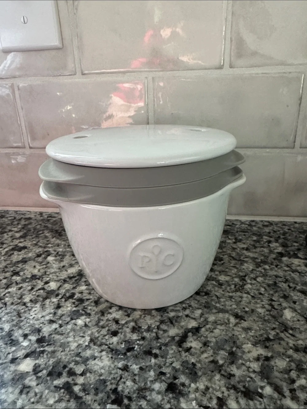 Pampered Chef White Ceramic Breakfast Sandwich Maker